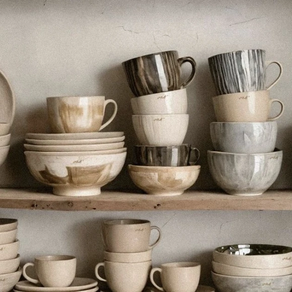 Pottery vas.